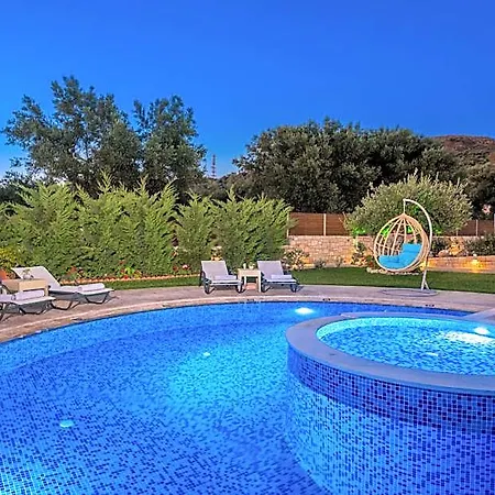 Romanza Luxury Hotel