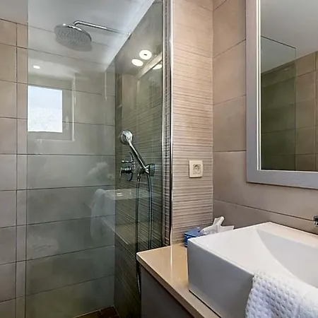 Romanza Luxury Kalamákion